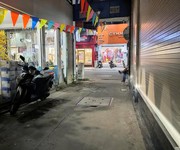  nhà gần cộng hòa   hoàng hoa thám, tân bình   70m    11.7 tỷ