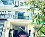 Bán nhà đẹp full nội thất - 1 trệt 2 lầu 1 tum  - 200m2 sử dụng - có gara ô tô - kế vinhomes grand