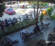 2 Do quản lý không nổi cần sang quán bán đồ ăn vặt mang đi rất đông khách