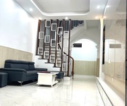 2 Bán nhà xuân thuỷ    4 tầng   dt 43m    mặt tiền 3.5m