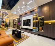 4 Nhà lê thị tám