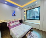 3 Bán nhà lạc long quân tây hồ 64m 6 tầng mt 5m 9,6 tỷ dân xây, 3 thoáng, ô tô, 100m ra hồ tây.