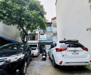 Bán nhà nguyễn sơn   long biên, 60m,thang máy xịn xò , ngõ thông, hai bước ra ô tô tránh, nhỉnh 12