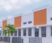 2 Nhà phố trong lòng kcn   cứ cho thuê là có lời.