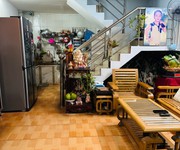 nhà đẹp lạc long quân   3 tầng   chính chủ bán gấp