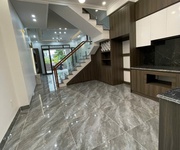 1 Bán nhà 3 tầng độc lập   sân cổng riêng   2 mặt ngõ quỳnh hoàng, nam sơn, hải phòng