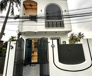 Bán nhà 2 tầng độc lập   sân cổng   2 mặt ngõ tại quỳnh hoàng, nam sơn