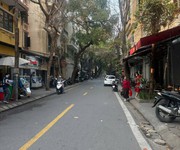 Siêu Hiếm 7,4 Tỷ Mặt Phố Đặng Dung 2 Tầng Có Nóc SDCC Mặt Tiền 3M Vỉa Hè Rộng