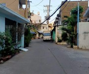 Đi định cư, bán gấp hxh 6m 113 lạc long quân, quận 11, 4x14m, 5 tầng, 4pn, 8,2 tỷ.