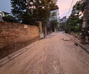 2 Bán đất ngõ 532 ngọc thuỵ 75m2, mt 5m6 vuông đẹp,  oto 7 chỗ ra vào thoải mái, giá đầu tư. lh