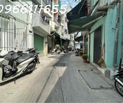 Bán nhà cách mạng tháng 8  - p10 - khu vip hiếm q3 - dt 43m2- hẻm 5.2m ô tô thông - 43m2. mt 158