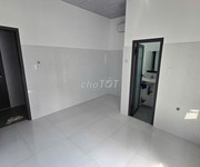 8 Cho thuê phòng mới 100   Tại Hoàng Diệu 2, ngã tư TĐ liền kề SPKT, cách Metro 1.7km