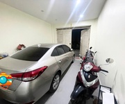 Ccần bán căn nhà 5 tầng ở đức thượng hoài đức .hà nội. nhà dân xây 5 tầng thang máy .kin cố. ô tô