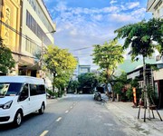 1010  chính chủ cần bán toà căn hộ 6 tầng đường man thiện - 12 phòng - giá đầu tư