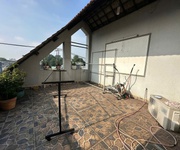 1 Bán nhà mặt tiền dương công khi, hóc môn. dt 200m2, 3 tầng, 6pn. sổ hồng, giá 15 tỷ.