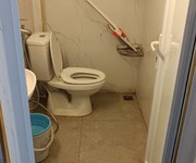 4 Cho thuê nhà tầng 1 trung tự 25m  x 1 tầng, có vệ sinh riêng 8 triệu/tháng