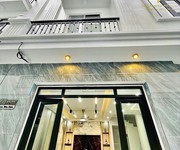 Bán nhà 4 tầng mới đẹp trung tâm trần nguyên hãn   full nội thất cao cấp