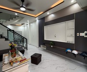 Cho thuê nhà Văn Cao, DT: 45m2, 3 p.ngủ full đồ.
