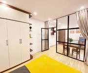 Tòa apartment cầu giấy 57m-14 phòng đôi 18,5 tỷ 2 thoáng,sát phố,dòng tiền 1,2 tỷ/năm