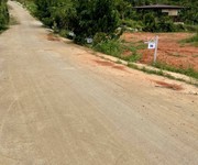 3 Em có đất thổ cư, kế bên quốc lộ 55 ở Bảo Lộc Có sẵn vườn sầu thái và bơ