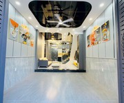 2 Mặt phố, gần phạm văn đồng - thang máy - kinh doanh hút lộc