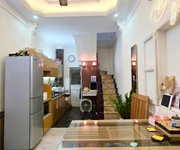 2 Bán nhà đặng tiến đông 27/29m2. 5 tầng. mặt tiền 3m. giá 8.6 tỷ đống đa hà nội