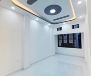 NHÀ XINH GIỮA LÒNG QUẬN 3  - Phường 3  phường cũ , Quận 3  nay là phường Võ Thị Sáu  - Nhà mới