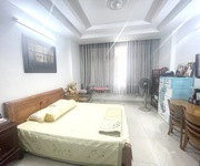 2 Nhà chính chủ phan văn trị p.10 62m2 nở hậu 4.25m 3 tầng đẹp sát bên cityland chỉ 10.6 tỷ.