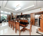 2 Siêu phẩm mặt hồ bồ đề, 100m x 7 tầng, mặt tiền 5.8m, thang máy, gara, kinh doanh, full nội thất