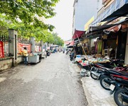 4 Bán nhà lạc long quân 41m ô tô vào nhà view hồ kinh doanh giá ngon