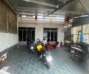 3 Căn nhà mặt tiền đường 2/4 vừa ở vừa kinh doanh gần chợ vĩnh hải