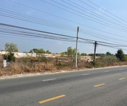 3 Bán 1128m2 đất thổ cư đường nguyễn chí thanh, lagi giá rẻ 4.78tr/m2