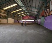 Nhà xưởng cho thuê phường thới an quận 12 dt: 150m giá 8 triêu/tháng lh  0908561228