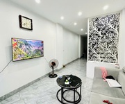 1 Nhà đẹp Đội Cấn ngõ thông gần phố 38m  x 5 tầng mặt tiền rộng hơn 11 tỷ
