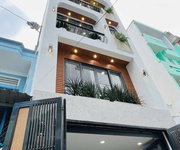 1 Bán nhà 2 tầng hẻm xe hơi ở đường quang trung p8, q.gv dt: 4 x20m, giá chỉ 6.9 tỷ, ở ngay