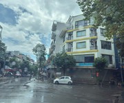 Nhà 5 tầng, căn góc ngã 4 đường lớn khu Yên Xá