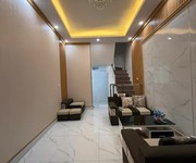 3 Bán nhà tây sơn 20.6m2. 5 tầng. mặt tiền 3.2m. giá 7.25 tỷ đống đa hà nội