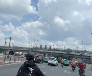 2 Cực hiếm  đất mặt tiền kinh doanh sầm uất trương văn thành   122m    gần ga metro, vincom lê văn