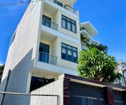 Nhà 4 tầng, 1 xẹt đỗ xuân hợp, phước long b  q9 cũ , đối diện chợ, 4 phòng ngủ, nhỉnh 5 tỷ