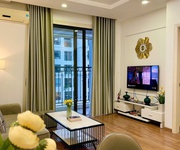 Chính chủ bán căn 2pn diện tích 76m2 ban công nam view thoáng đẹp nhà mới như ảnh giá bán 9 tỷ tai