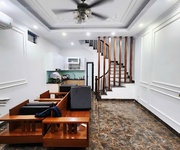 Bán nhà Cầu Giấy trung tâm quận, 30m  x 5 tầng, hơn 7 tỷ   gần Nguyễn Khang, Quan Hoa