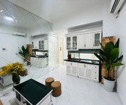 Bán căn hộ 100m    khu văn phòng   ở   dịch vụ công cộng 713 lạc long quân  8,9 tỷ