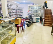 1 Bán nhà mặt tiền tân phước q10, 5 tầng, 240m2 dtsd ngang 6m, dòng tiền 300tr/năm, giá 19 tỷ tl