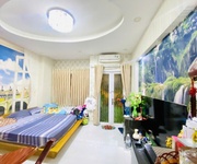 3 Bán nhà mặt tiền tân phước q10, 5 tầng, 240m2 dtsd ngang 6m, dòng tiền 300tr/năm, giá 19 tỷ tl