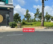 3 Duy nhất lô góc thoát hiểm 2 mặt tiền trục đường 46m gần biệt thự trắng