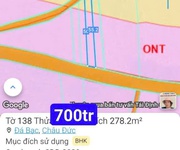 Lô 2mt 80tc giá 700tr , lô 1mt nhựa giá 620tr