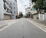 4 Cần bán 60m2 đất TĐC Thượng Thanh. Gần hồ điều hòa và đường Đoàn Khuê 40m kéo dài