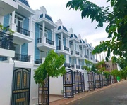 Bán nhà 1 trệt 1 lửng 1 lầu phường Phú Tân.Cách đại lộ đồng khởi 300m