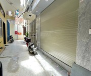 Bán nhà mới phố đại la 40m2  5 tầng thang máy  50m ra mặt phố 9.3tỷ