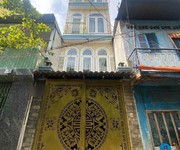 Bán nhà  nguyễn tri phương- phường 4 - sát mặt tiền- 3x10m - 5 tầng - 3 phòng  ngủ- vị trí cực đắc